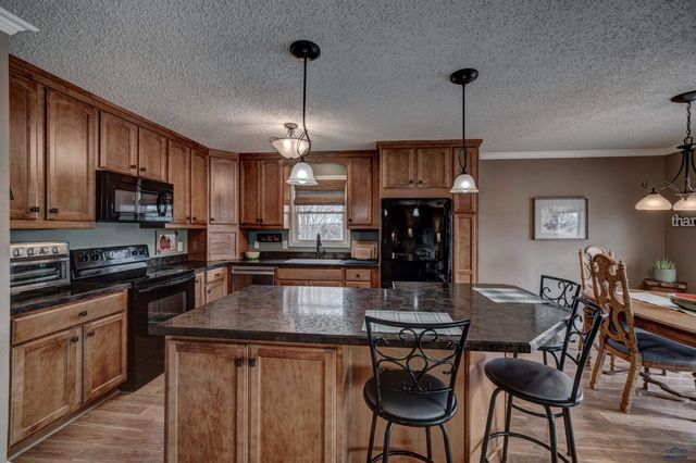 3609 PARKVIEW DR, Rapid City, SD 57701