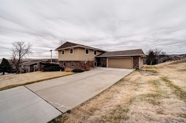 3609 PARKVIEW DR, Rapid City, SD 57701