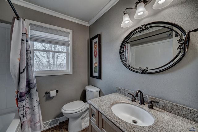 3609 PARKVIEW DR, Rapid City, SD 57701