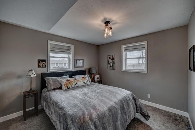 3609 PARKVIEW DR, Rapid City, SD 57701