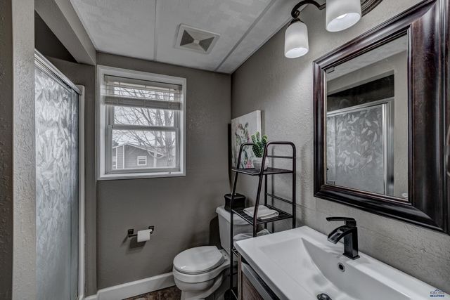 3609 PARKVIEW DR, Rapid City, SD 57701