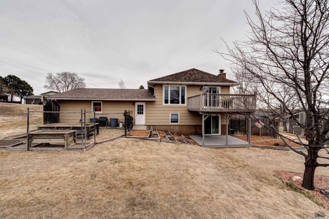 3609 PARKVIEW DR, Rapid City, SD 57701