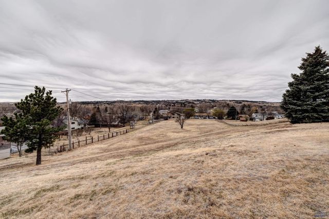 3609 PARKVIEW DR, Rapid City, SD 57701