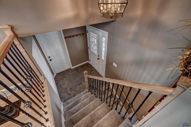 3609 PARKVIEW DR, Rapid City, SD 57701