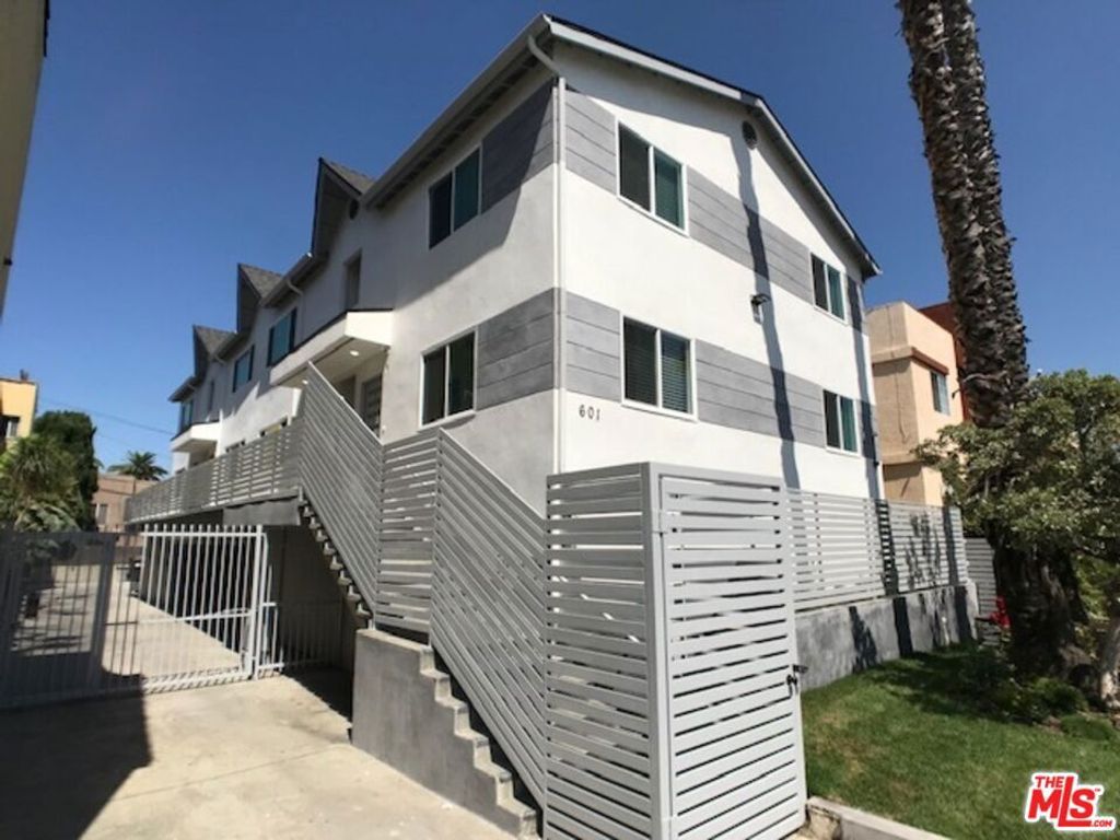 601 N Normandie Avenue 7, Los Angeles, CA 90004