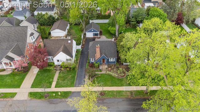 1368 Cedar Drive, Birmingham, MI 48009