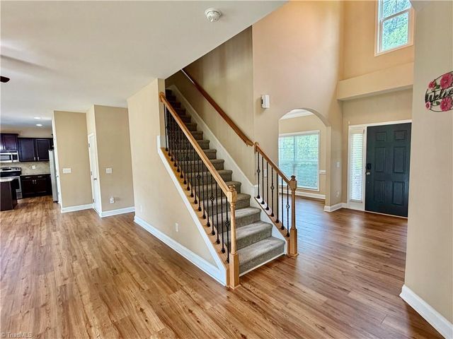 991 Beesons Field Drive, Kernersville, NC 27284
