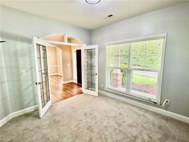 991 Beesons Field Drive, Kernersville, NC 27284