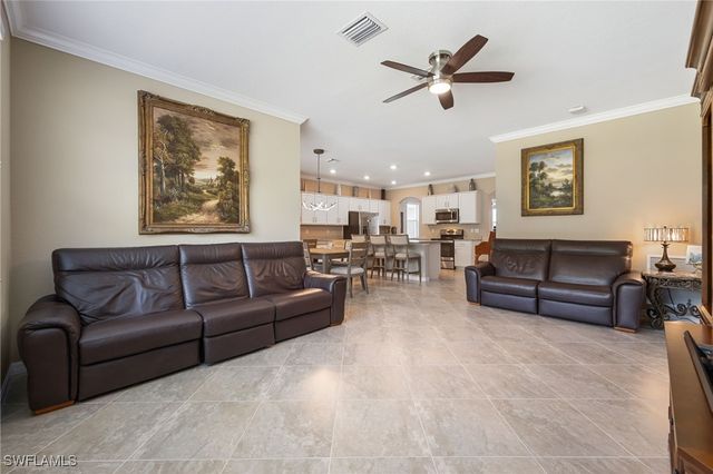 4193 Bluegrass DR, Fort Myers, FL 33916