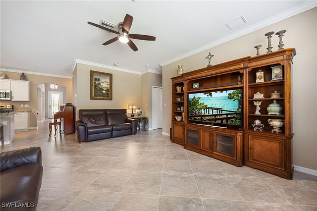 4193 Bluegrass DR, Fort Myers, FL 33916