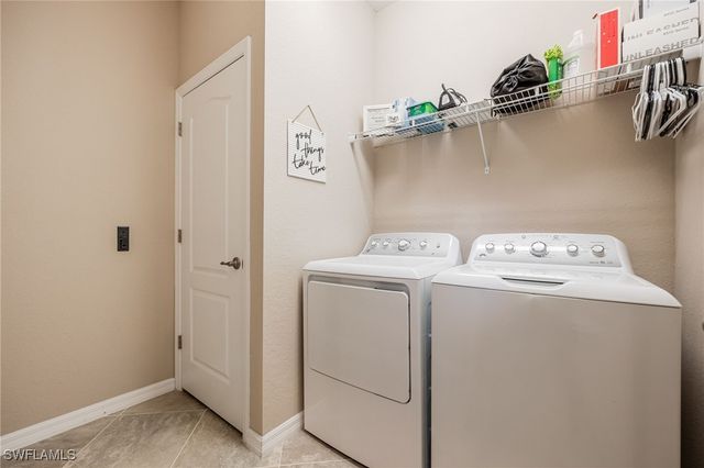 4193 Bluegrass DR, Fort Myers, FL 33916