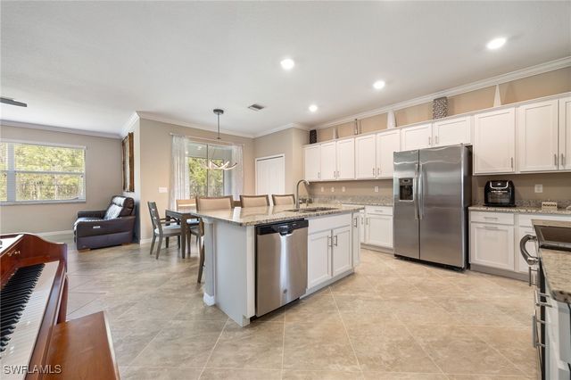 4193 Bluegrass DR, Fort Myers, FL 33916