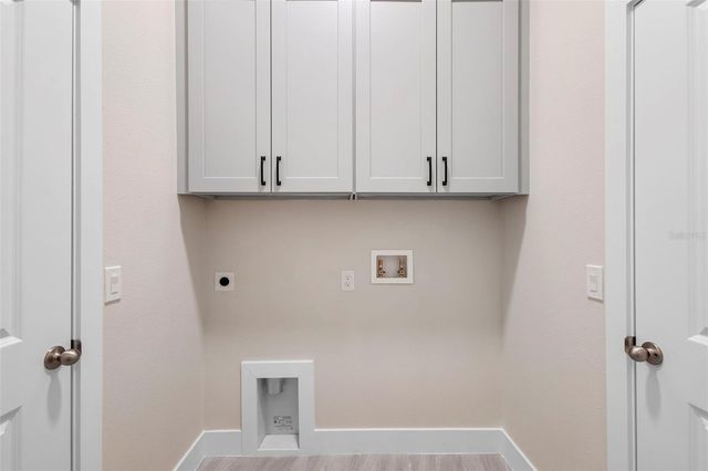 415 IVY AVENUE, Deland, FL 32724