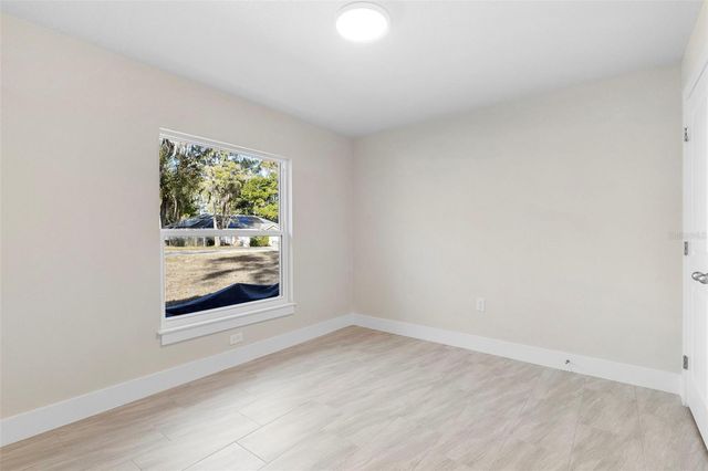 415 IVY AVENUE, Deland, FL 32724