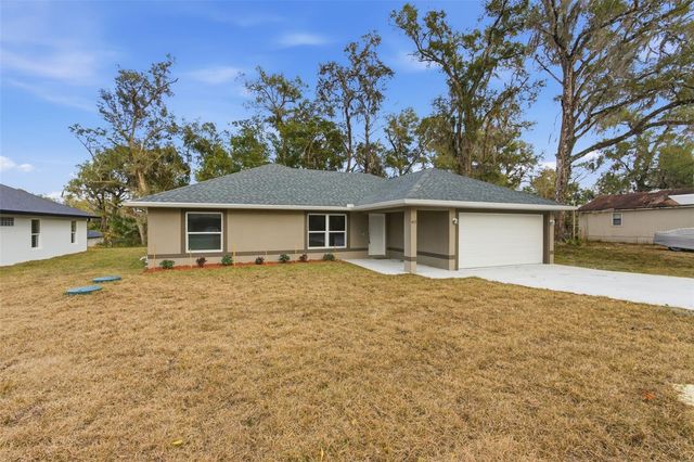 415 IVY AVENUE, Deland, FL 32724