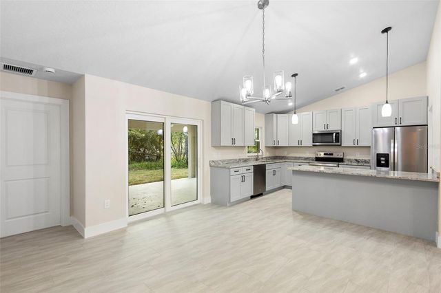 415 IVY AVENUE, Deland, FL 32724