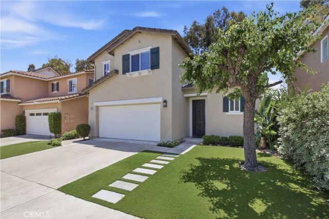 102 Millbrook, Irvine, CA 92618