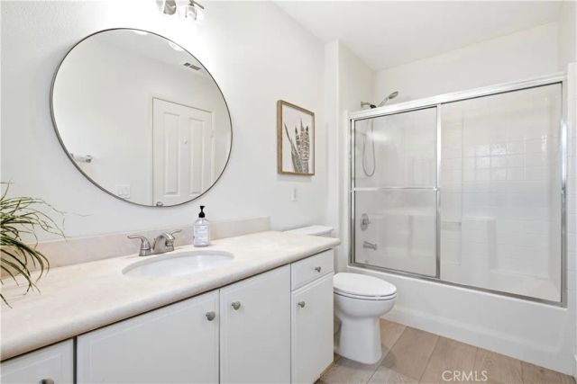 102 Millbrook, Irvine, CA 92618