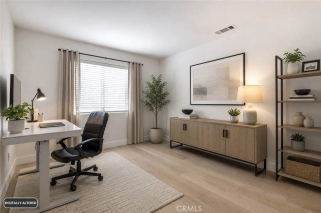 102 Millbrook, Irvine, CA 92618