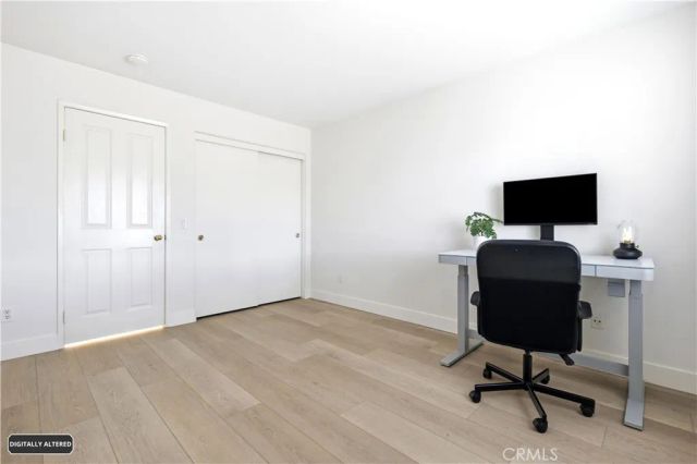 102 Millbrook, Irvine, CA 92618