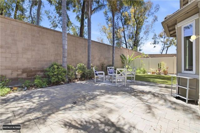 102 Millbrook, Irvine, CA 92618