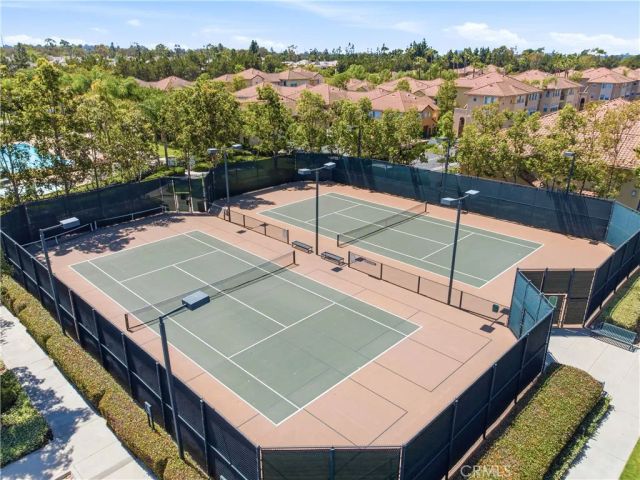 102 Millbrook, Irvine, CA 92618