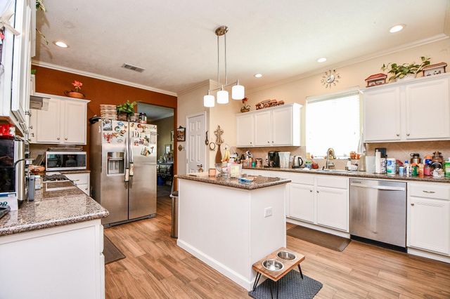 2910 Clayton Ridge Court, Houston, TX 77082