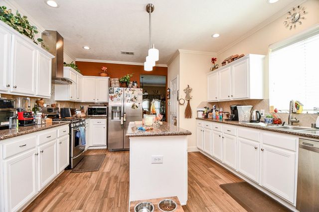 2910 Clayton Ridge Court, Houston, TX 77082