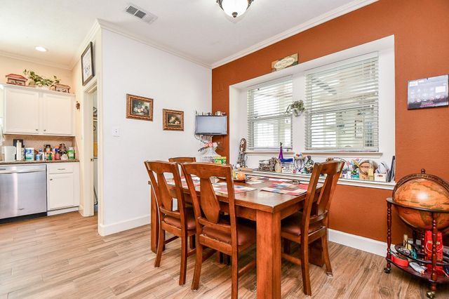 2910 Clayton Ridge Court, Houston, TX 77082