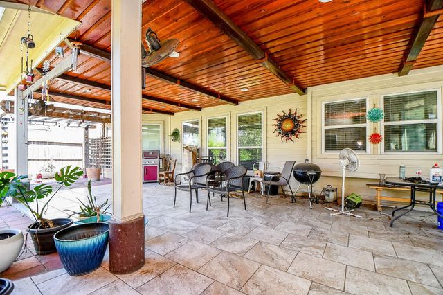 2910 Clayton Ridge Court, Houston, TX 77082