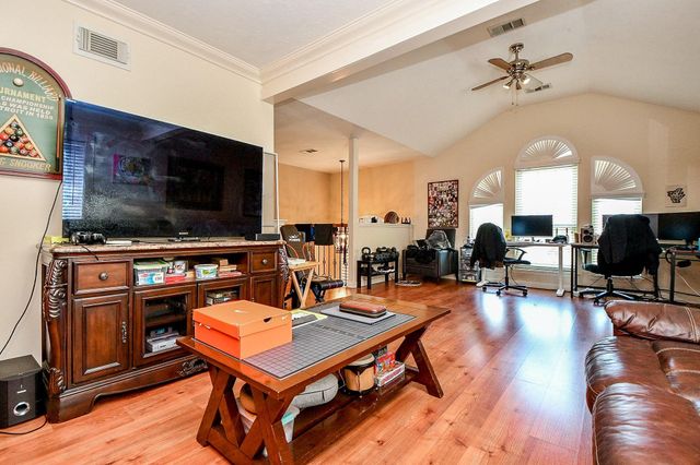 2910 Clayton Ridge Court, Houston, TX 77082