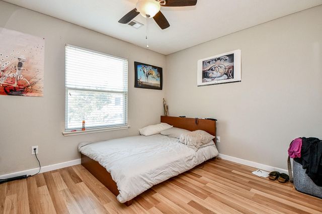 2910 Clayton Ridge Court, Houston, TX 77082