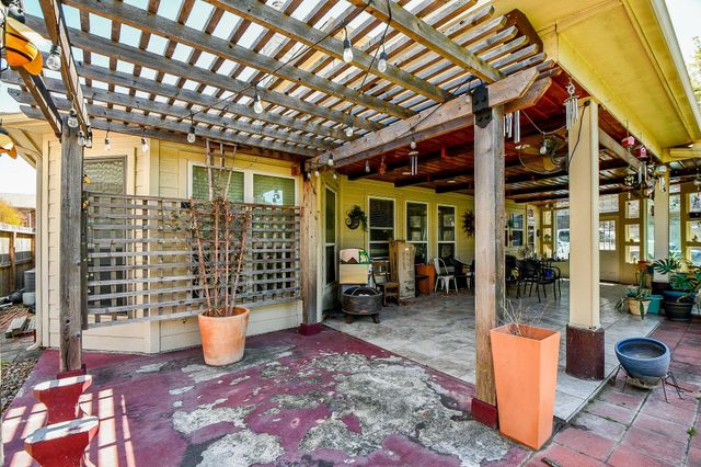 2910 Clayton Ridge Court, Houston, TX 77082