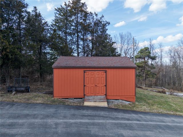 637 Baur Drive, Pine Twp, PA 15090