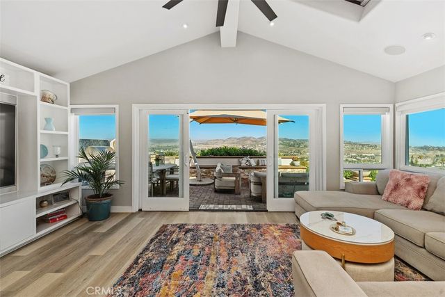 33082 Mesa Vista Dr, Dana Point, CA 92629