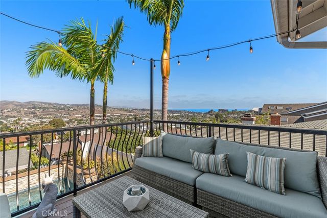 33082 Mesa Vista Dr, Dana Point, CA 92629