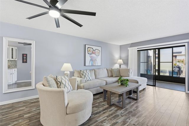 1009 SE 46TH LANE 104, Cape Coral, FL 33904