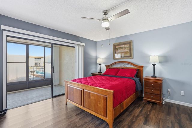 1009 SE 46TH LANE 104, Cape Coral, FL 33904