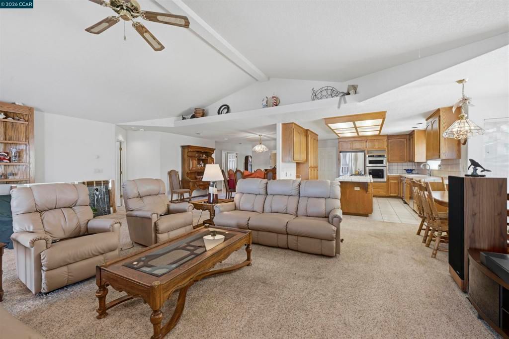 Image 14 of property listing at 2008 Windward Pt, Discovery Bay, CA 94505