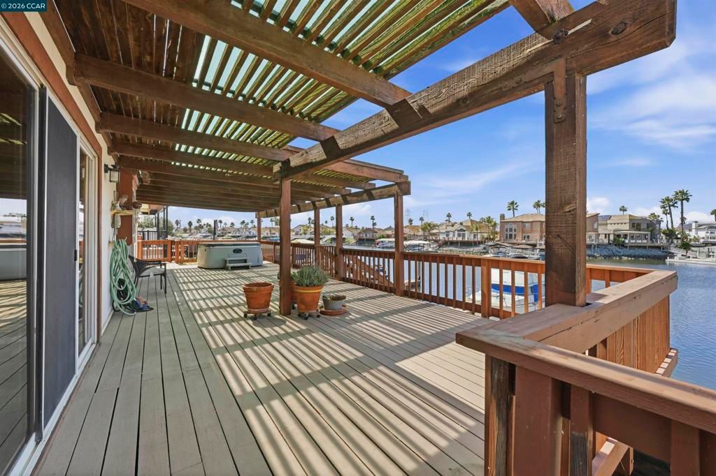 Image 28 of property listing at 2008 Windward Pt, Discovery Bay, CA 94505