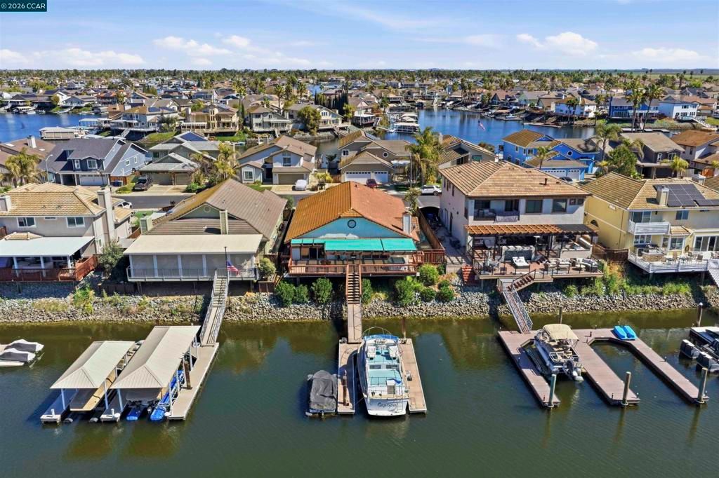 Image 32 of property listing at 2008 Windward Pt, Discovery Bay, CA 94505