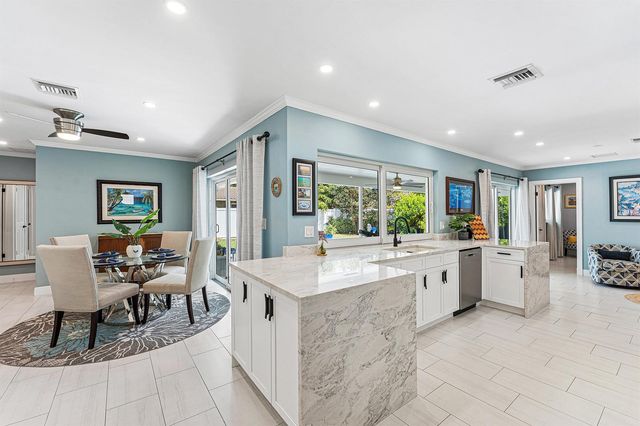 4430 NE 30th Avenue, Lighthouse Point, FL 33064