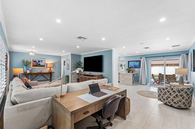 4430 NE 30th Avenue, Lighthouse Point, FL 33064