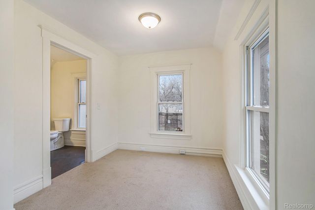 1017 Washtenaw Road, Ypsilanti, MI 48197