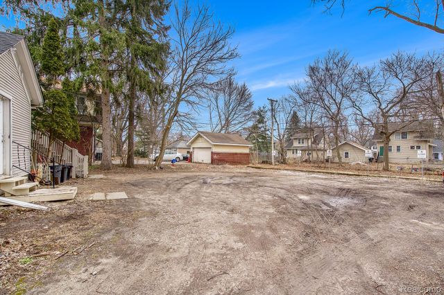 1017 Washtenaw Road, Ypsilanti, MI 48197