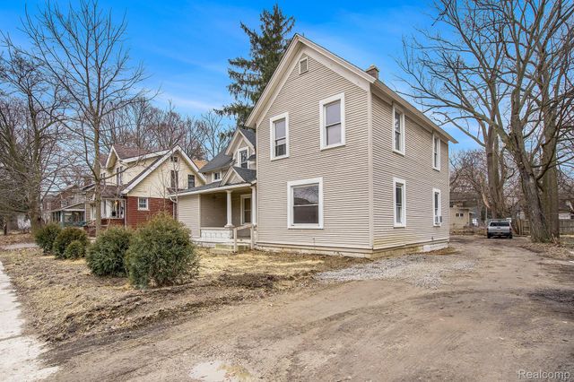 1017 Washtenaw Road, Ypsilanti, MI 48197