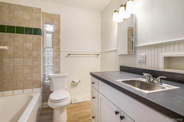 1017 Washtenaw Road, Ypsilanti, MI 48197