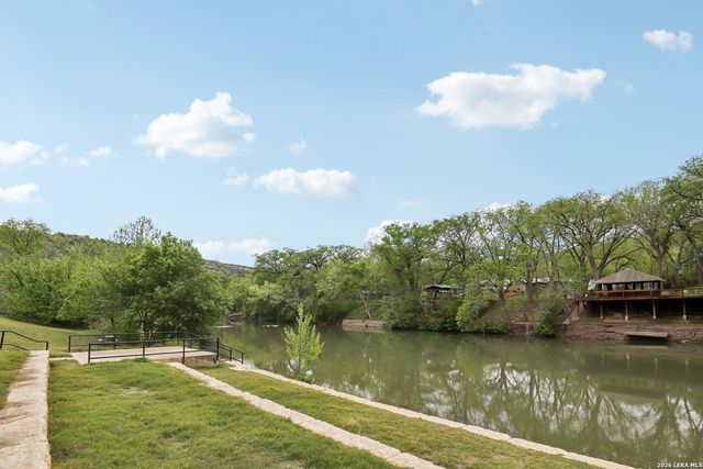 223 Summer Glen, New Braunfels, TX 78132