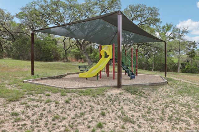 223 Summer Glen, New Braunfels, TX 78132