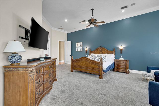 8707 SILVERTHORN ROAD, Seminole, FL 33777